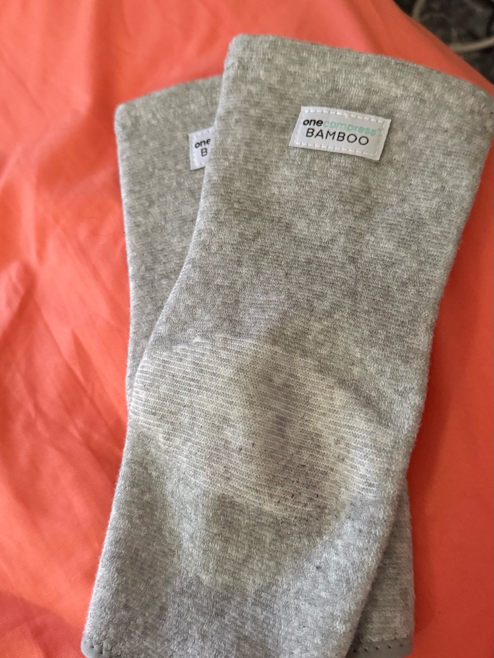 oneCompression BAMBOO Gray Bamboo knee Sleeves
